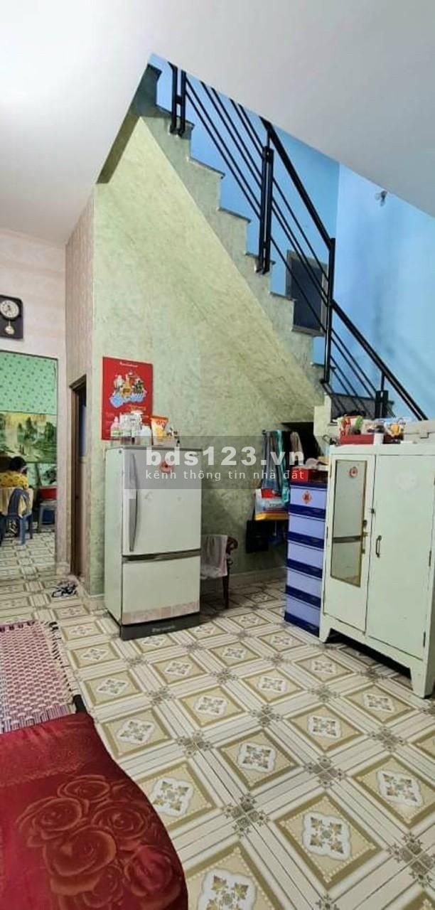 Nhà to và đẹp Liên Khu 4-5 Bình Tân, hẻm xe hơi dt 4x19, gần chợ, khu dân cư Vĩnh Lộc, giá 3.5 tỷ