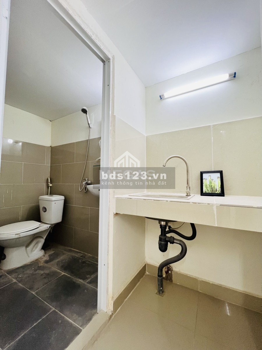 Căn hộ sân bay có gác rộng 30m2 sẵn nội thất CV Hoàng Văn Thụ, BV Tâm Anh giáp Phú Nhuận, Gò Vấp