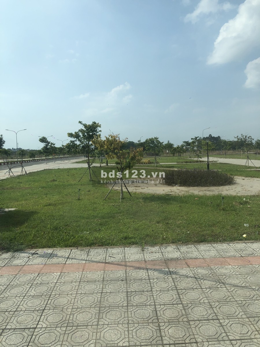 Đất nền giá rẻ sổ hồng riêng, full thổ cư giá bán 1.2 tỷ, diện tích sử dụng 100m2