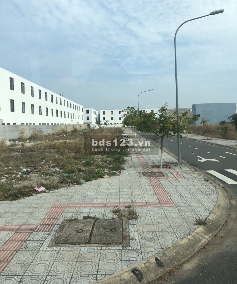 Đất nền giá rẻ sổ hồng riêng, full thổ cư giá bán 1.2 tỷ, diện tích sử dụng 100m2