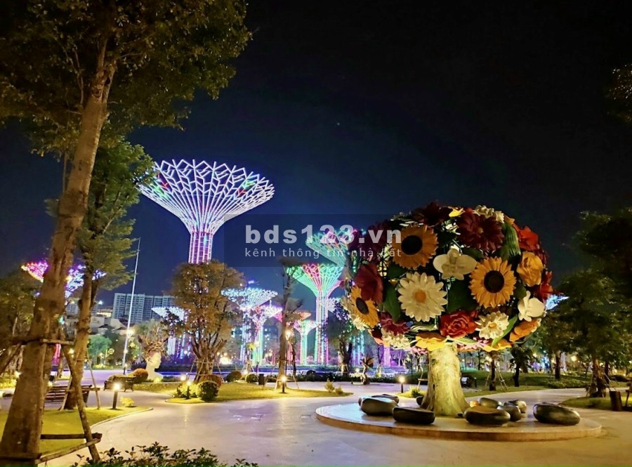 Bán căn hộ khu Vinhomes Grand Park Quận 9, thành phố hiện đại mới, bà giao ngay, giá tốt