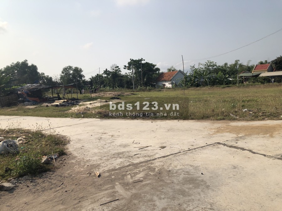 Bán đất đấu giá nhà nước ngay trung tâm thị xã Ninh Hoà, thuộc khu kinh tế Vân Phong