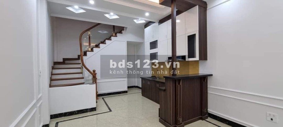 Bồ Đề phố ô tô đỗ cửa, nhà đẹp sang xịn mịn, kinh doanh, ngõ thông, pháp lý chính chủ