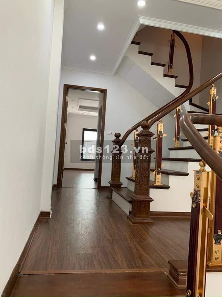 Bồ Đề phố ô tô đỗ cửa, nhà đẹp sang xịn mịn, kinh doanh, ngõ thông, pháp lý chính chủ