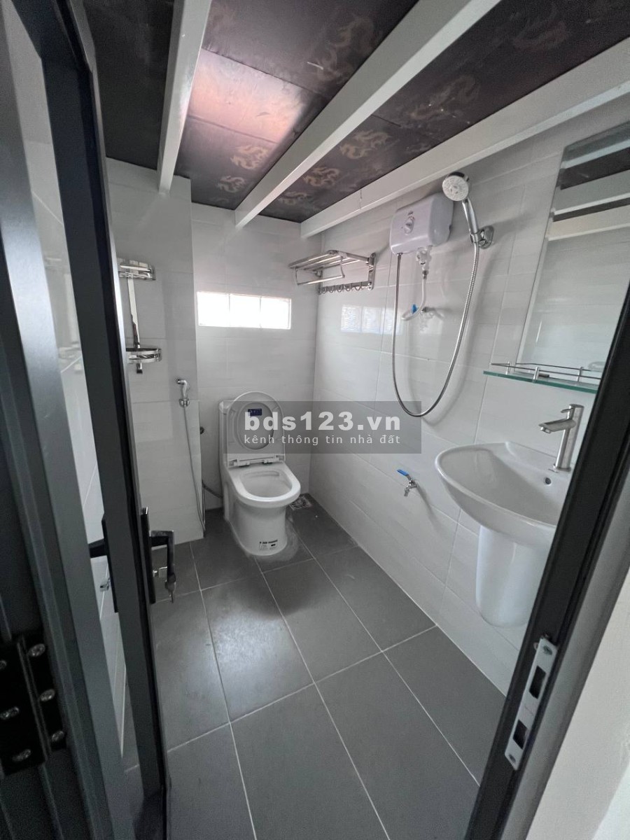 Căn hộ dịch vụ trên đường Hậu Giang - Quận 6 khu an ninh, yên tĩnh, hàng xóm văn minh