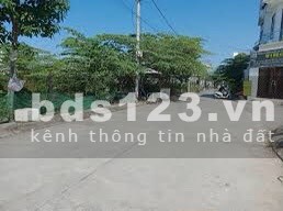 Cần tiền bán nhanh lô đất mặt tiền đường Hoàn Hữu Nam giá 2.1 tỷ, sổ hồng lh 0764598603