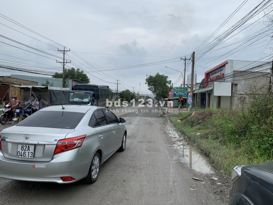 Mặt tiền kinh doanh đường Tỉnh lộ 824 Đức Hoà Long An giá bán đầu tư sinh lời cao