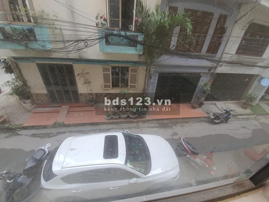 Cần bán nhà Nguyễn Văn Trỗi 36m, 5 tầng đúc, kinh doanh ô tô đỗ cửa, giá bán 5.5 tỷ, lhcc