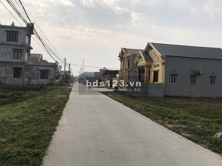 Bán đất thổ cư tại xã Khánh Mậu, huyện Yên Khánh liên hệ 0988051315, pháp lý chính chủ