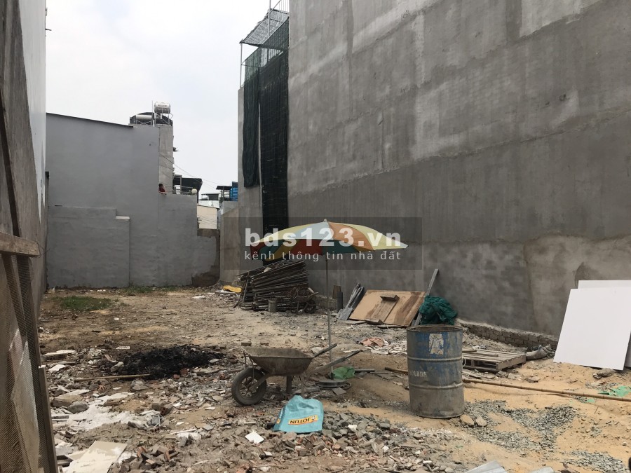 Bán đất thổ cư mặt tiền đường số 17 p11 Quận Gò Vấp, giá tốt khu dân cư đông đúc, lhcc