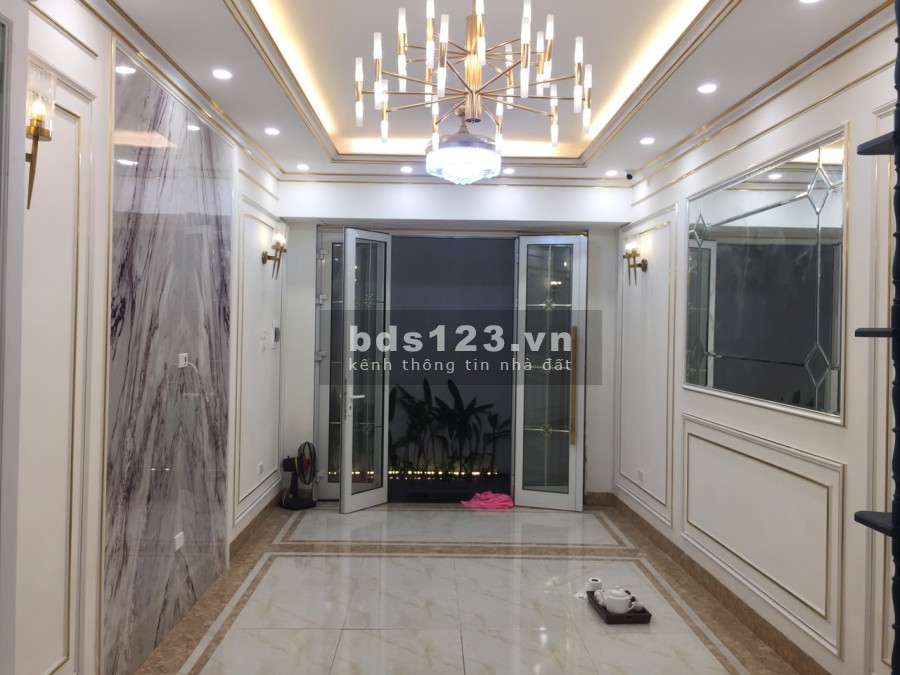 Nhà Mới Phố Thuỵ Khuê, Tây Hồ diện tích sử dụng 40m2 đúc kiên cố 5 tầng, giá bán chỉ 4.5 tỷ
