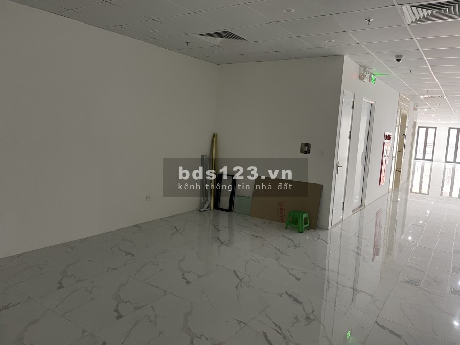 Cho thuê văn phòng tầng 4, 5 toà nhà phố Huế phường Nguyễn Du, Quận Hai Bà Trưng