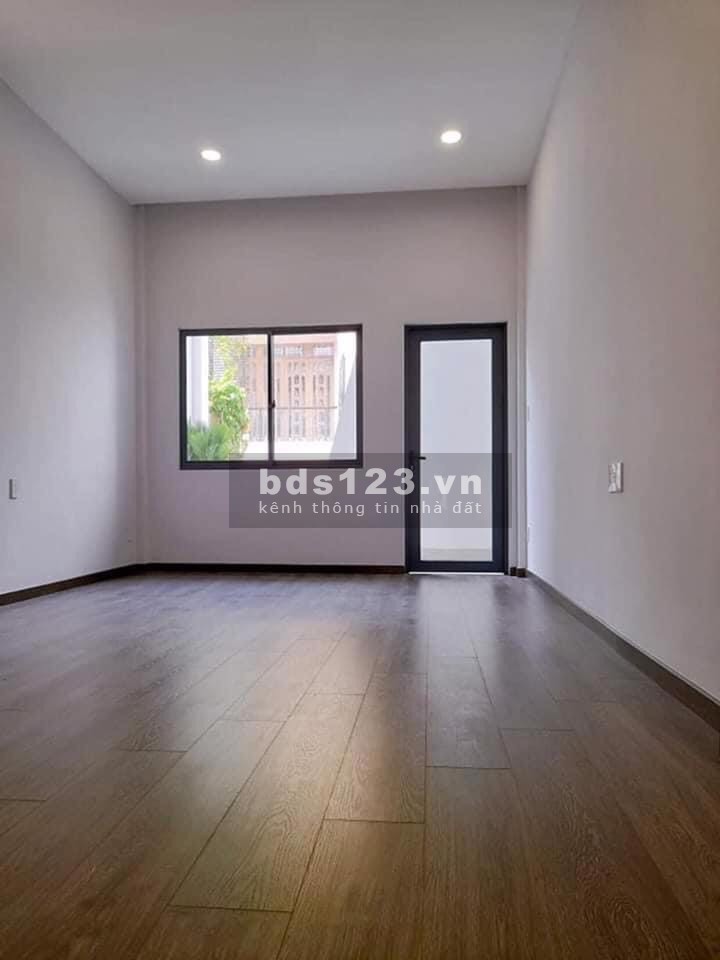 Nhà Quận 1 diện tích cực lớn giá cực rẻ không có căn thứ 2, pháp lý đầy đủ, bàn giao ngay