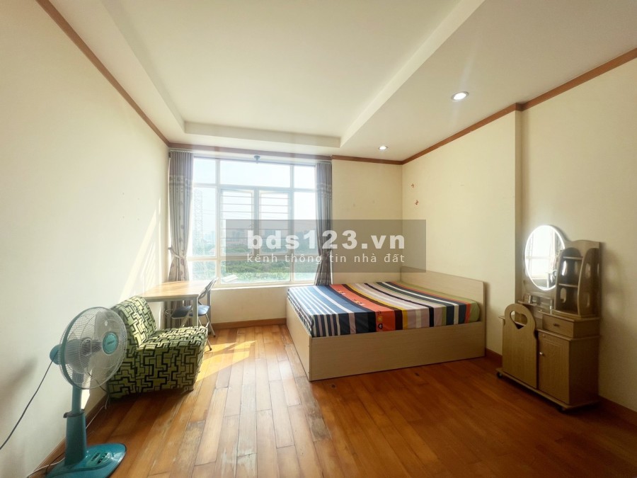 Phòng Master Rộng 30m2 Chung Cư Phú Hoàng Anh Gần ĐH Tôn Đức Thắng, RMIT