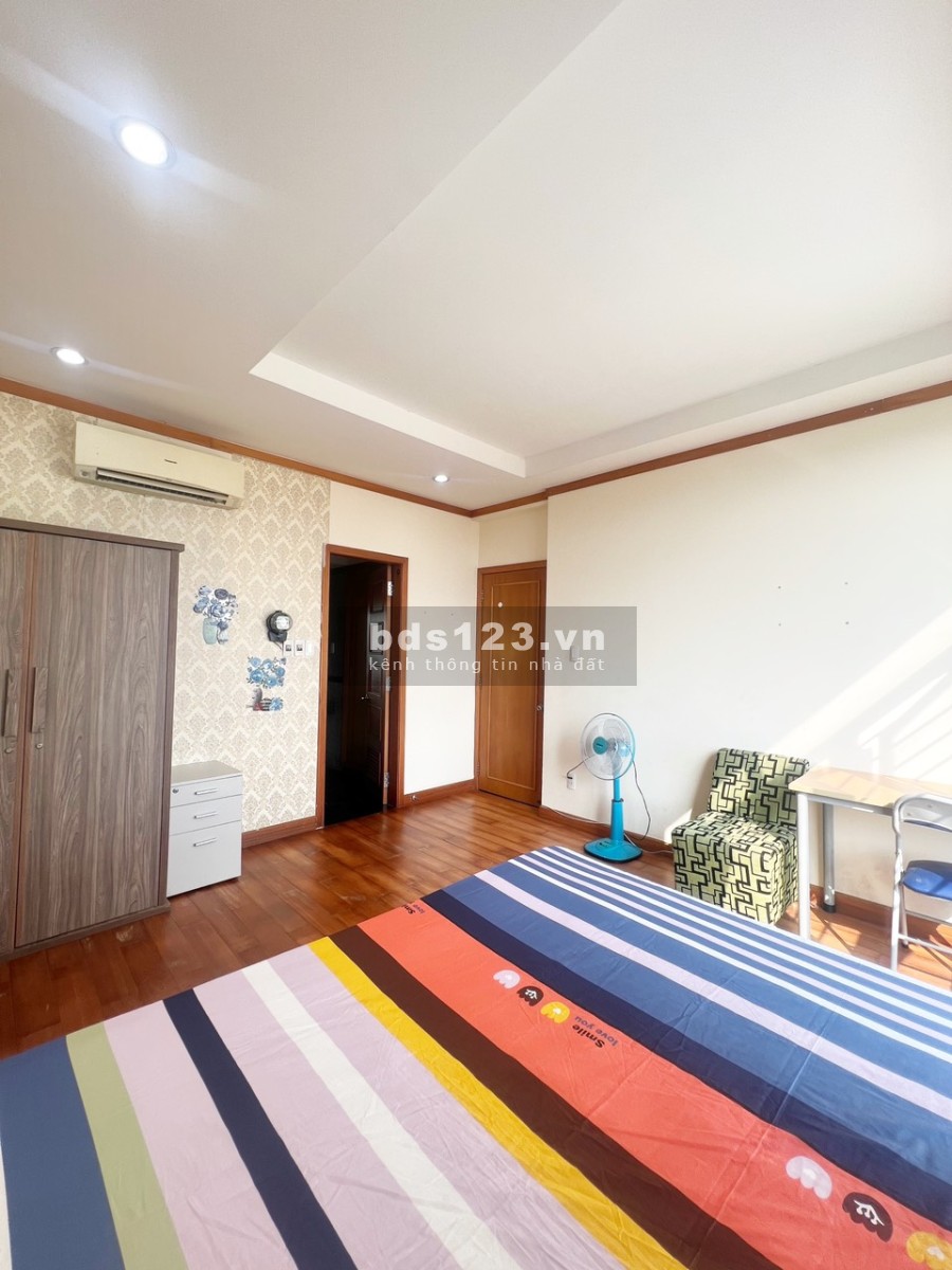Phòng Master Rộng 30m2 Chung Cư Phú Hoàng Anh Gần ĐH Tôn Đức Thắng, RMIT