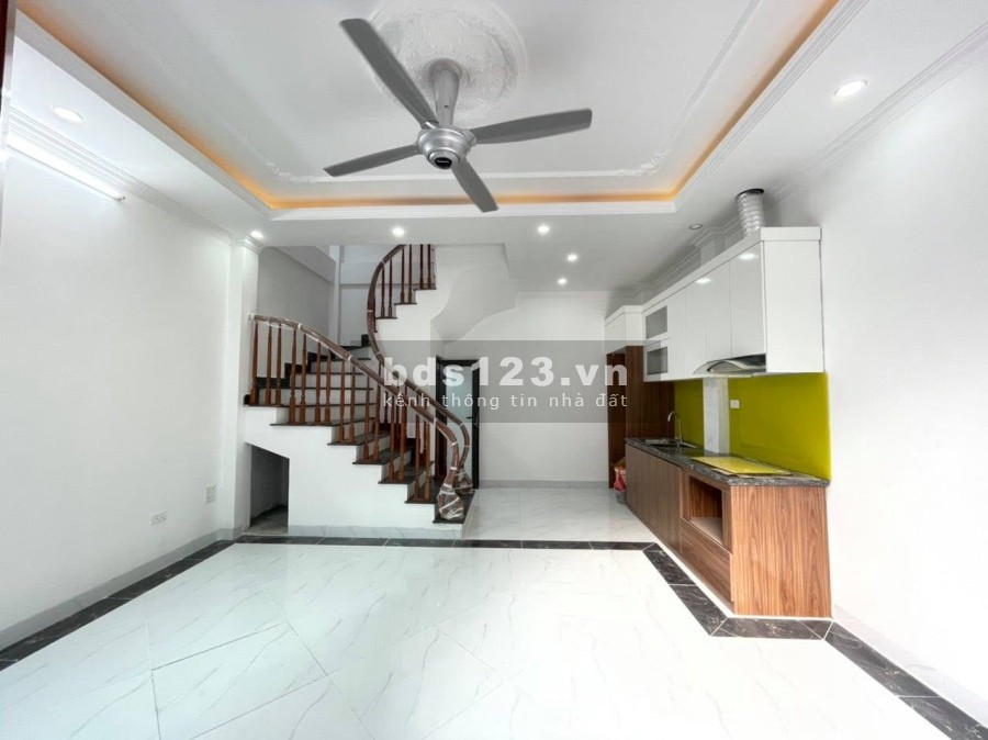 Bán nhà ngõ 123 Xuân Phương, Trịnh Văn Bô 36m2*5T, xây mới, gần phố, nội thất đẹp. Giá 2,9 tỷ
