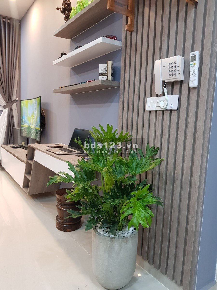 Bán căn hộ Tân Phú Richstar, 65m2 (2PN - 2WC), full nội thất, giá 2 tỷ 770, HĐMB, bao sang tên.
