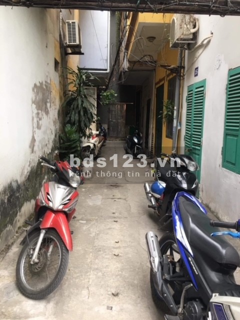 Chính chủ cần bán nhà phố Kim Mã diện tích sử dụng 56m2 x 3 tầng, giá bán 3.7 tỷ