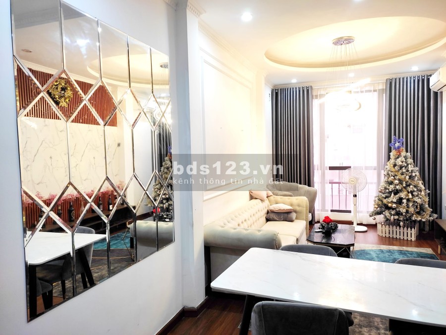 Trần Cung cận phố, nhà sang, ở sướng, kinh doanh tốt gara ô tô giá thương lượng