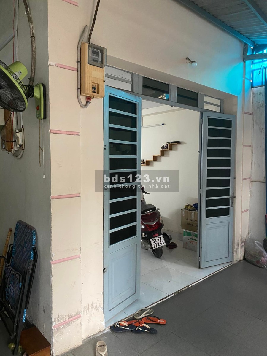 Tân Bình bán đất tằng nhà mặt tiền chiều ngang 5.8m dtsd 115m2 giá chỉ 10.5 tỷ LH 0786961692