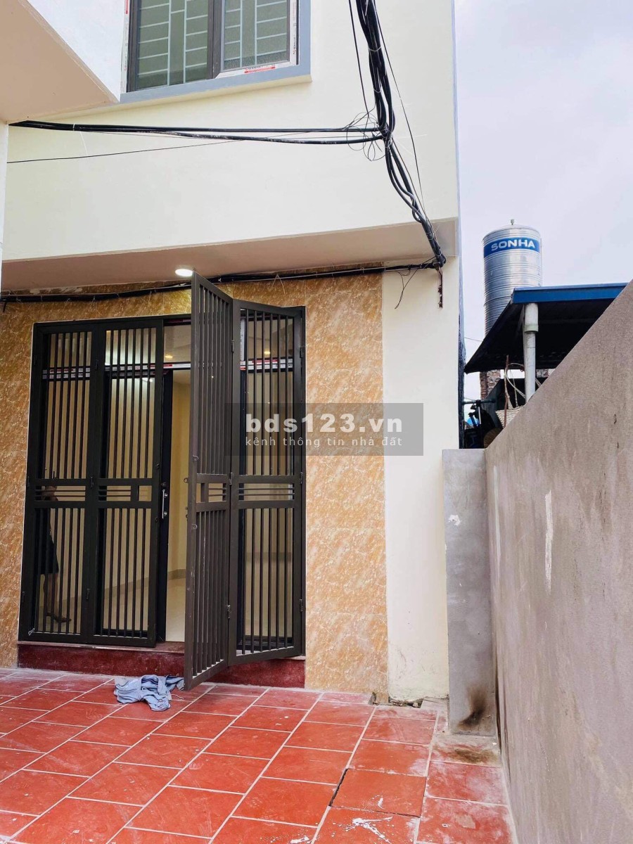 Bán nhà riêng diện tích sử dụng 50m2 4 tầng giá 5 tỷ tại 583 Nguyễn Trãi sổ chính chủ