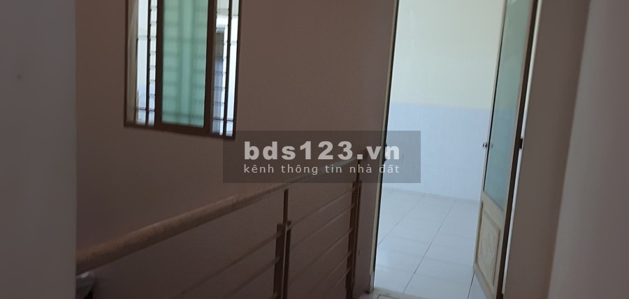 Phòng trọ an ninh, giá rẻ thoáng mát sạch sẽ có wc riêng, khu vực an ninh, yên tĩnh, lối đi riêng