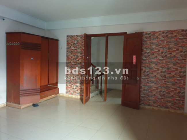 Cần bán nhà mặt phố Trương Định - Tân Mai - Hoàng Mai , oto đổ cửa , MT 5M , Kinh doanh,nhỉnh 6 tỷ