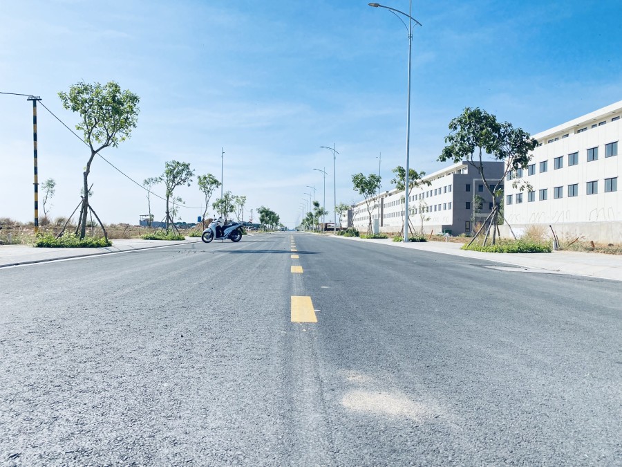Đất nền Long Thành sổ hồng riêng công chứng ngay thanh toán 800 triệu, bank hỗ trợ 70%
