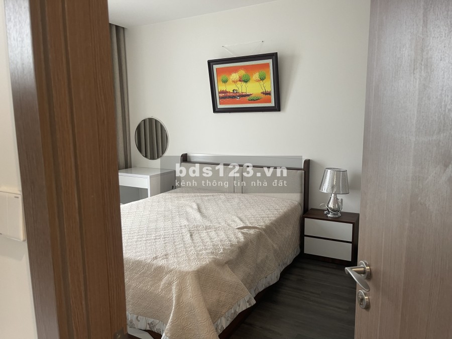 Cho Thuê Căn Hộ Bên Phân khu cao cấp Ruby Cao cấp 3PN 2WC 14tr/th Vinhomes Ocean Park LH 0886541988