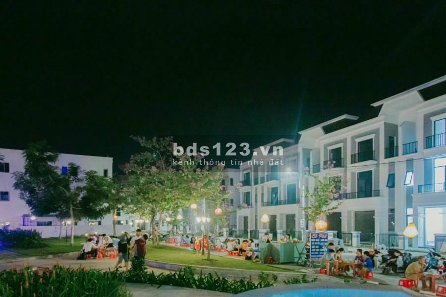 Đất nền Chính chủ cần bán gấp liên hệ xem đất 0977873275 đường lớn xe ra vào thoải mái