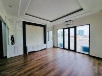 Bán nhà nguyên căn Võ Thị Sáu dtsd 60m2, giá bán 14.9 tỷ, view hồ ô tô tránh kinh doanh tốt