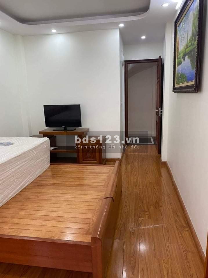 Bán nhà ngõ Định Công diện tích 30m2 mặt tiền 3,82m, cách đường ô tô tránh 10m giá 3,7 tỷ