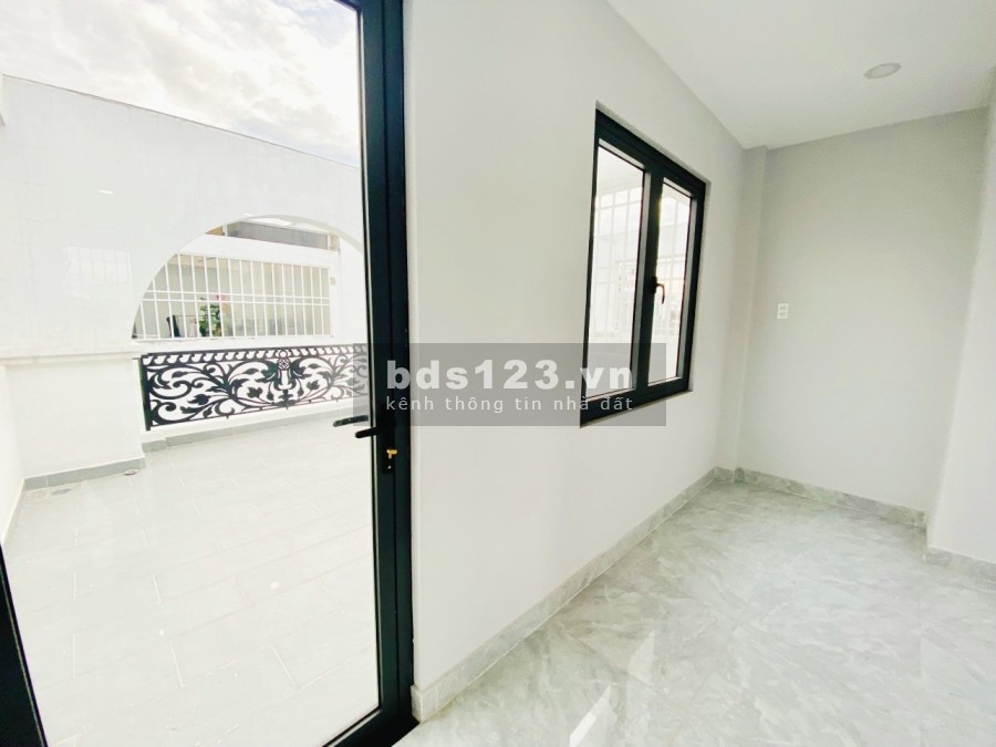 Bán nhà hẻm xe tải 7m, Quận Bình Thạnh, dtsd 72m2, 5 tầng, ngang 4.5m, chỉ 130tr/m2, giá 10 Tỷ Có TL