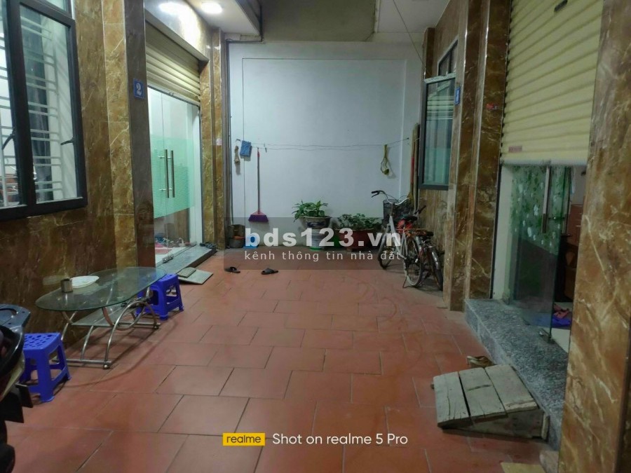Bán nhà chính chủ có sổ bìa đỏ liên hệ 0562597577, giá bán 2.45 tỷ, pháp lý chính chủ