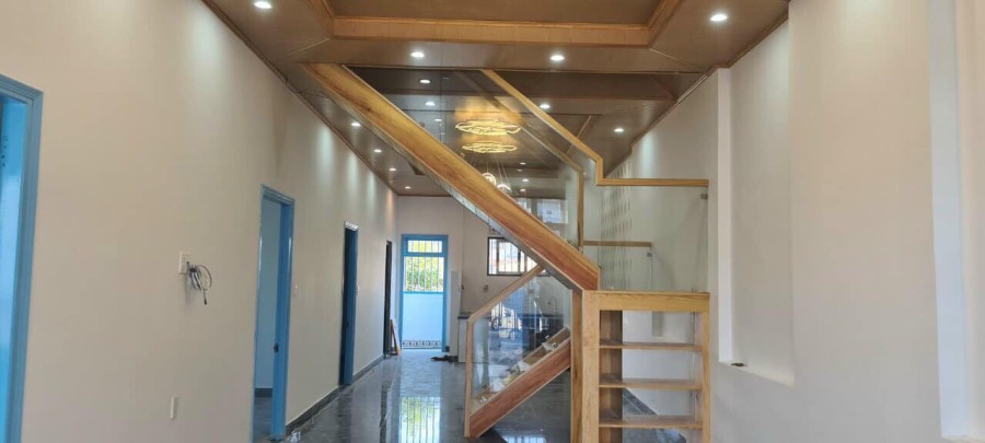 Cần bán nhà gần khu du lịch hồ than thở đường lớn, khu dân cư liên hệ 0845886679