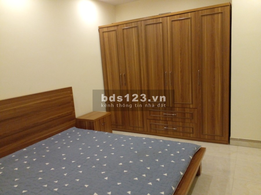 Chính chủ bán gấp căn hộ 1PN KĐT Nghĩa Đô - Bắc Từ Liêm, nội thất cơ bản, giá 1.x tỷ, LH 0944596256