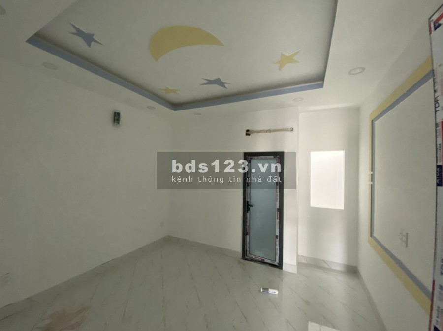 Bán nhà mới xây 100% mới hoàn công pháp lý sạch sổ hồng chính chủ, giá tốt đầu tư