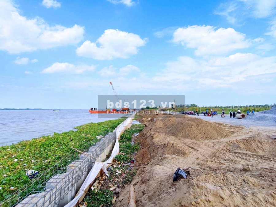 Bán gấp cặp nền diện tích sư dụng 160m2 khu dân cư dông đúc giá đầu tư