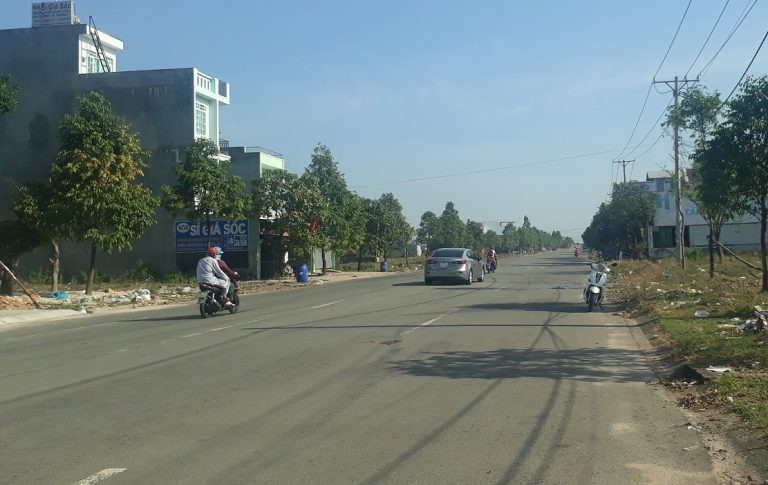 Chính chủ gửi bán nhanh lô đất đường DL14 ngay cổng chào Mỹ Phước 3