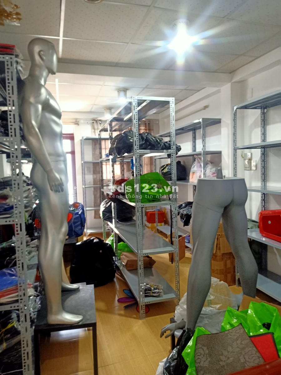 Cho thuê nhà nguyên căn Trung tâm Quận 3 giá 23 triệu/tháng, an ninh, yên tĩnh, văn minh