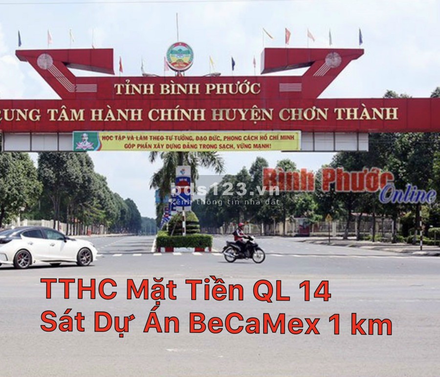 Cần bán gấp 2 nền đất mặt tiền trung tâm Chơn Thành.Sổ đỏ cầm tay.