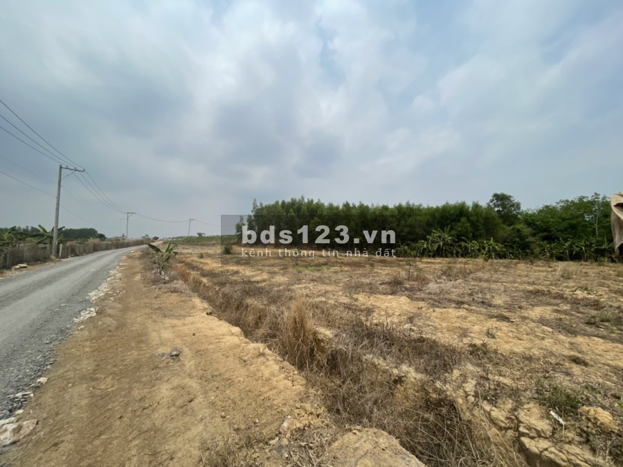 Bán đất xã Tân Hiệp, Long Thành giá bán chỉ 2.4 triệu/m2, giá tốt đầu tư lh 0904297968