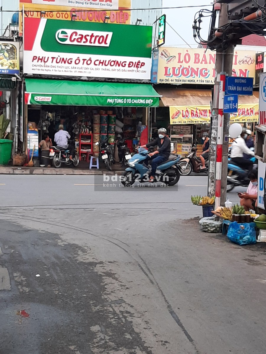 Hàng ngợp bán lô đất diện tích 155,8 m2 đất Full thổ cư, giá chỉ 30 triệu/m2, Bình Tân - HCM