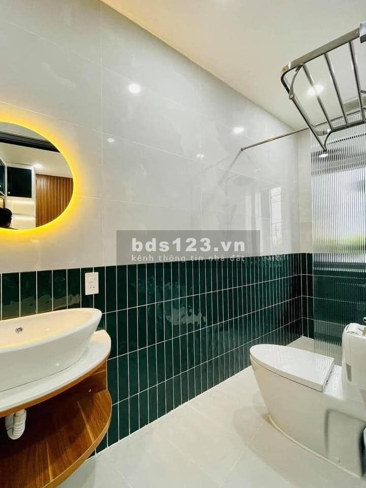 Bán nhà mới đẹp về ở ngay Nguyễn Trãi Quận Thanh Xuân ngõ ô tô qua, dtsd 38m2, đúc 5 tầng