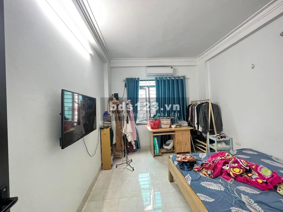 Bán nhà Tả Thanh Oai hai mặt thoáng ô tô đỗ cửa 40m 4 tầng đúc giá bán chỉ 3.3 tỷ