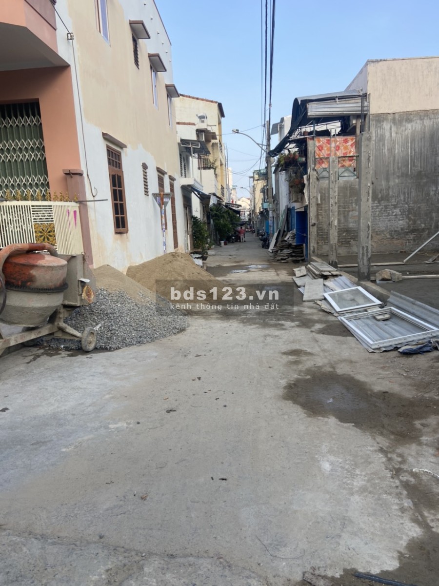 Cần bán lô đất tặng nhà cấp 4 mặt đường Bùi Huy Bích khu TDC Hòn Sện- Vĩnh Hòa- Nha Trang