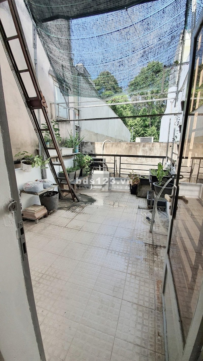 Bán nhà Hoàn Văn Thụ Q.Tân Bình 3 Tầng, Đúc BTCT 3PN, Giá Rẻ 3T55 sang trọng.