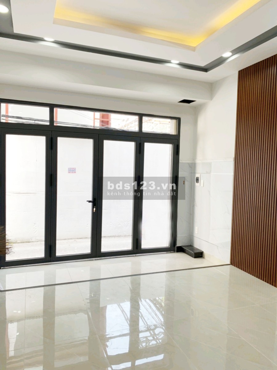 Nhà nguyên hẻm xe hơi diện tích 4m x 13m Nguyễn Thị Thập phường Tân Phú Quận 7