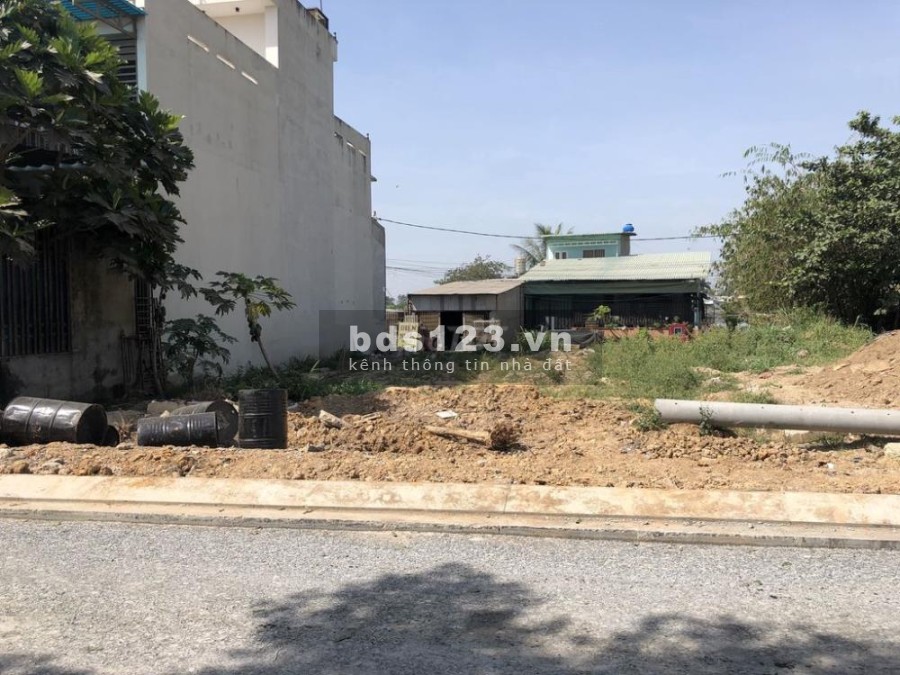 Sổ hồng CHÍNH CHỦ, thổ cư 99,7m2 giá 620 triệu, đường Vĩnh Lộc bao xây dựng, lh 0789114979