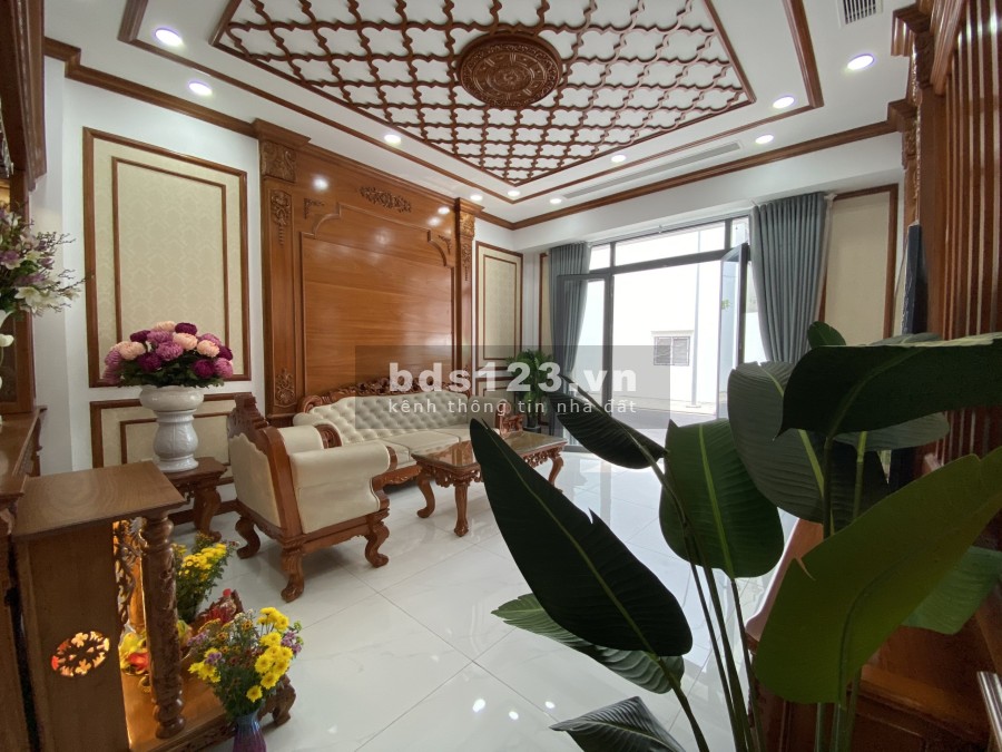 Bán nhà nguyên căn hẻm xe hơi Quận Tân Bình, 4 tầng, diện tích 109m2, gía bán chỉ 8,4 tỷ